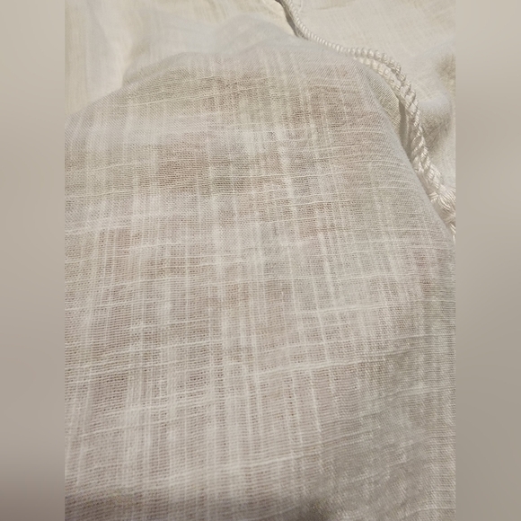 Abercrombie and Fitch white linen top size medium - Picture 8 of 13